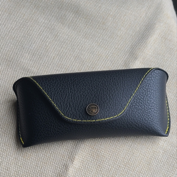 Moscot eyeware case - Picture 6 of 7